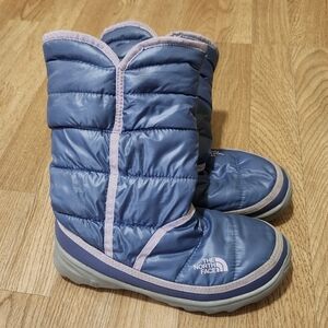 The North Face Snow Shoe Puff Winter Boots.